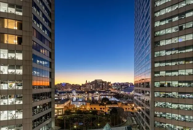 Meriton Suites Sussex Street
