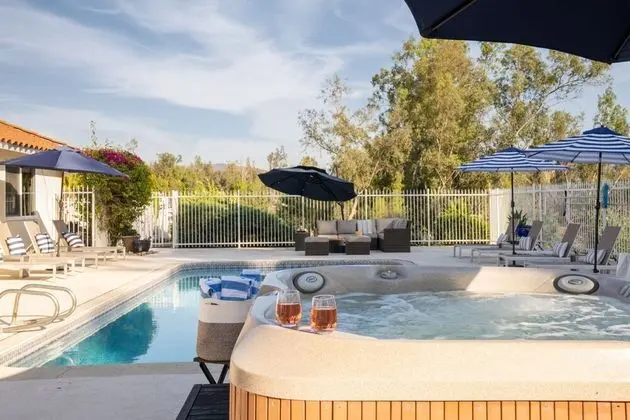 Merlot by Avantstay Exquisite Home w/ Pool and Stunning Patio - İç Mekan
