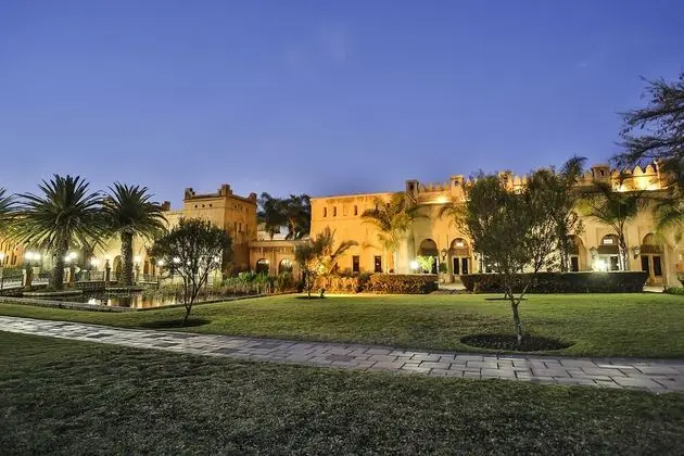 Meropa Casino - Dış Mekan