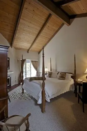Merritt House Inn