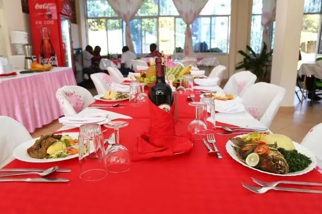 Merry Villa Hotel & Apartments - Yerinde Yemek