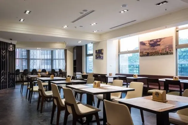 Merryday Hotel Banqiao Branch - Yerinde Yemek