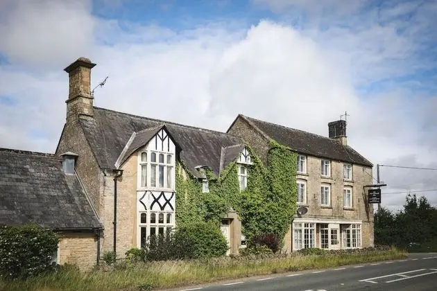 Merrymouth Inn