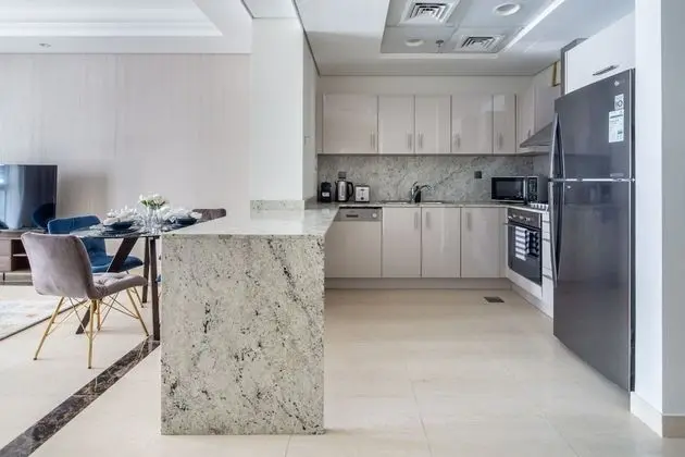 Mesmerizing 1BR Apartment in Grand Downtown Dubai - İç Mekan