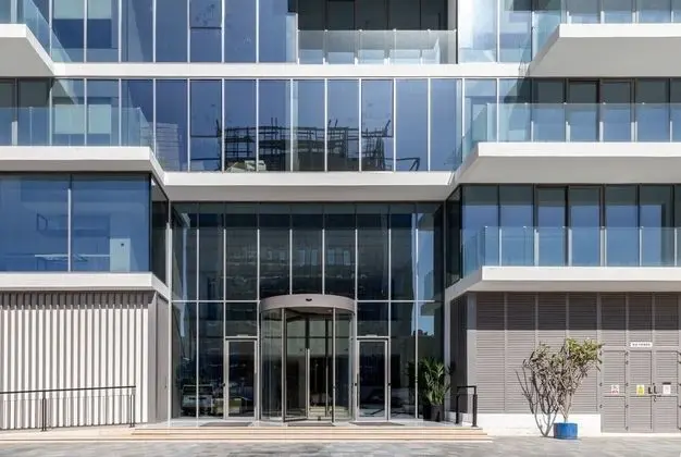 Mesmerizing Upscale 1BR Apartment in Soho Palm Jumeirah