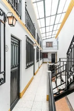 Hotel Mesón de Carolina - İç Mekan