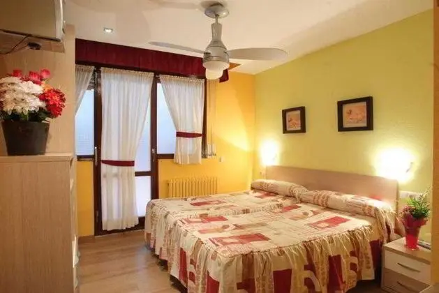 Meson del Barro Hotel - Oda