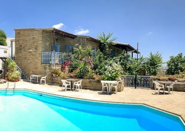 Mespilo Panoramic 1br Apartments B&B - Havuz