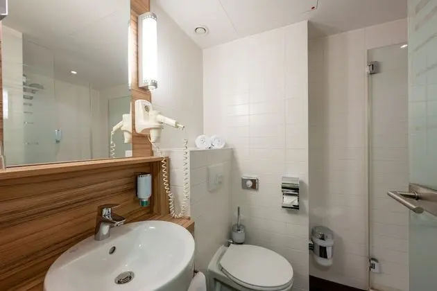 Messe & Airport Hotel Stuttgart - Banyo Tipleri