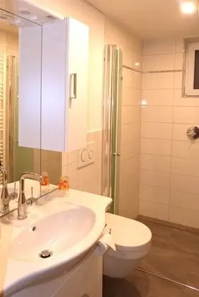 Messe-Zimmer TuS-Treff 2 - Banyo Tipleri