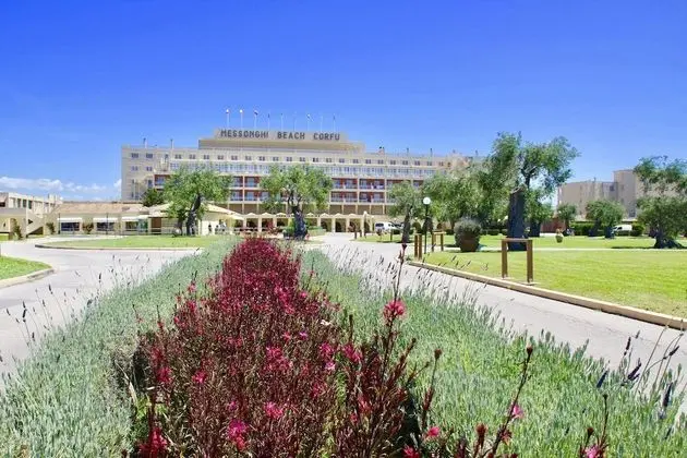 Messonghi Beach Hotel - All Inclusive - Dış Mekan