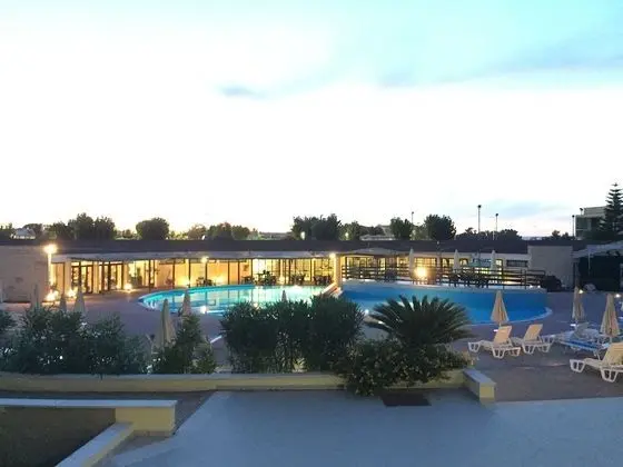 Meta Hotel Residence