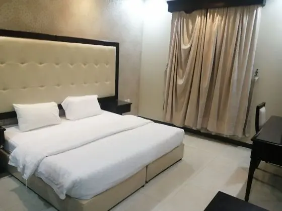 Methaq Hotel Suites 2 - Oda