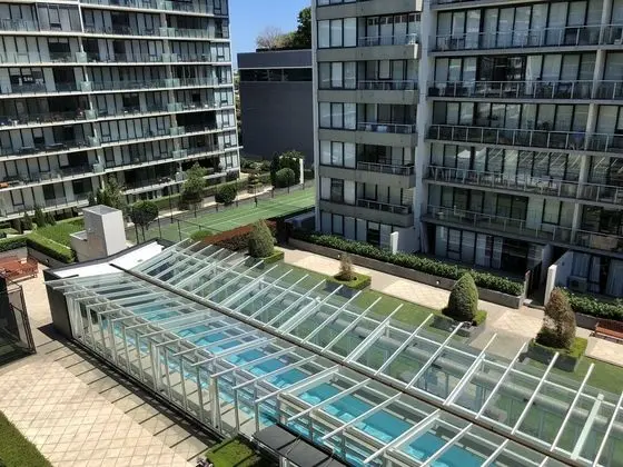 Metro Apartments South Melbourne CBD edge - Havuz
