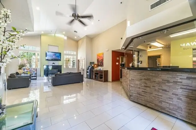 Metro Chandler Apartments - Lobi