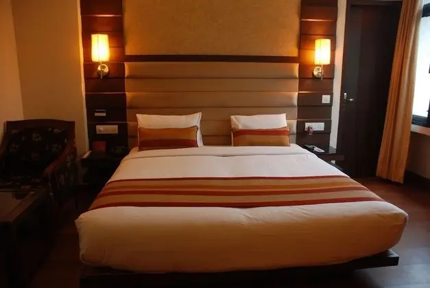 Hotel Metro Heights - Oda