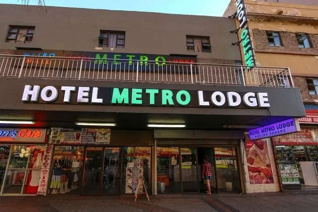 Metro Hotel Marine Parade - Dış Mekan