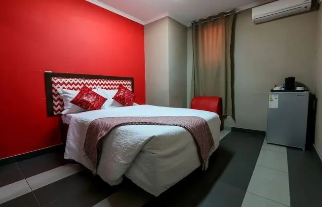 Metro Hotel Marine Parade - Oda