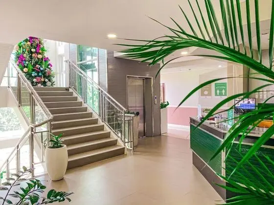 Metro Pines Inn - Lobi