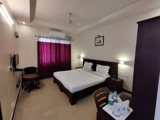 Metro Plaza Hotel