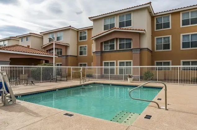 Metro Scottsdale Apartments