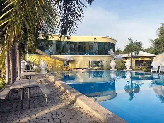 Metro Vigan Fiesta Garden Hotel