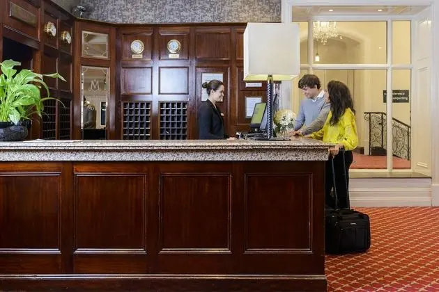 The Metropole Hotel - Lobi