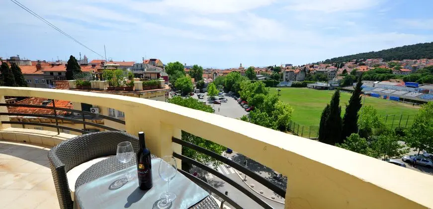 Metropole Luxury Rooms