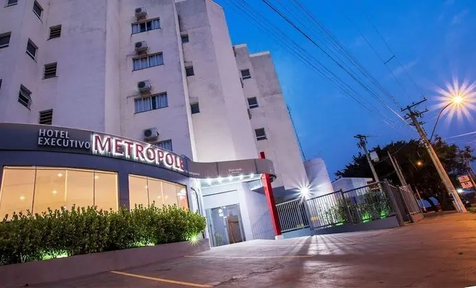 Hotel Metropole Paulinia - Dış Mekan