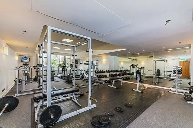 Metropolis 1 Bedroom with Parking - Fitness