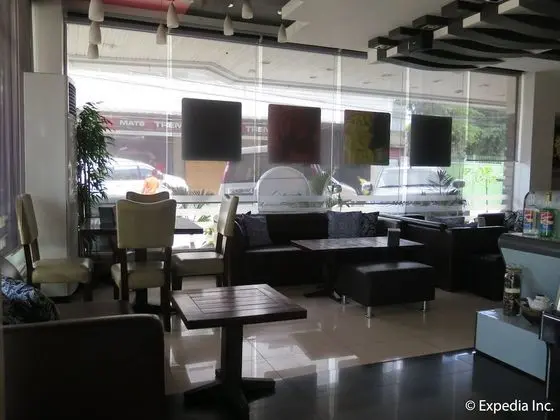 The Metropolis Suites Davao - Yerinde Yemek