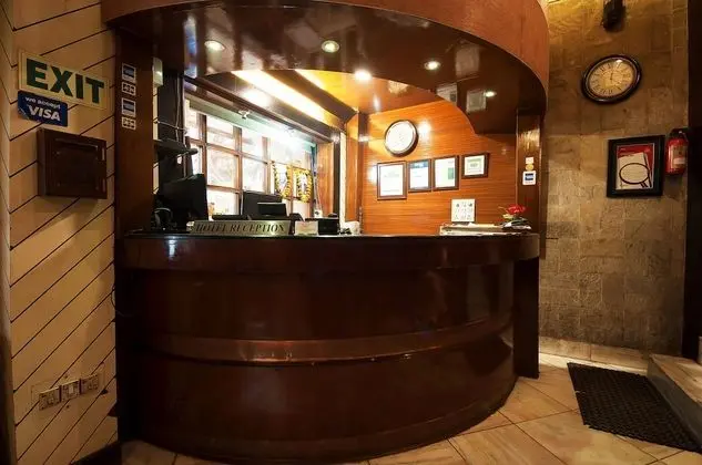 Metropolis Tourist Home - Lobi
