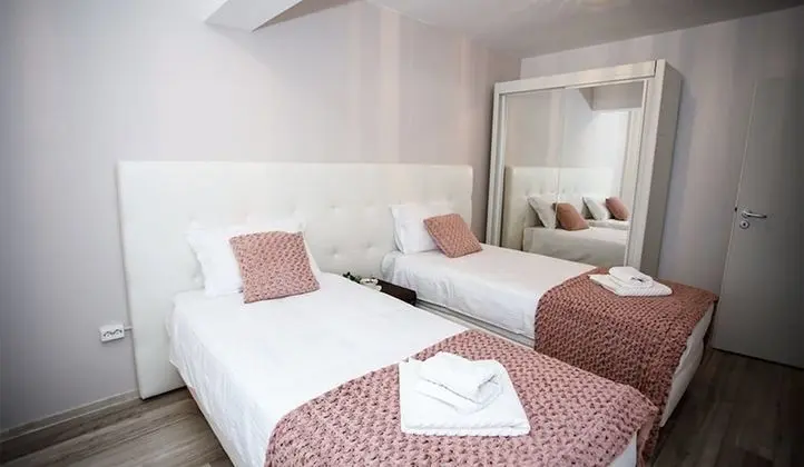 Metropolitan Iassium Luxury Suites - Oda