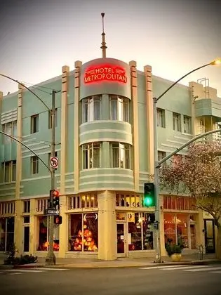 Hotel Metropolitan