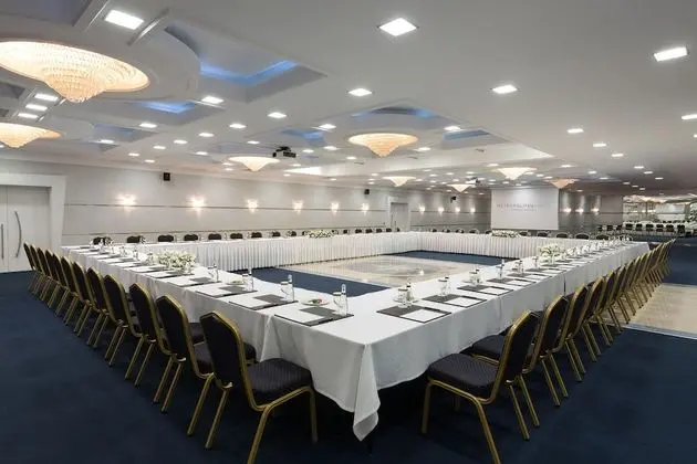 Metropolitan Hotels Ankara - İş / Konferans