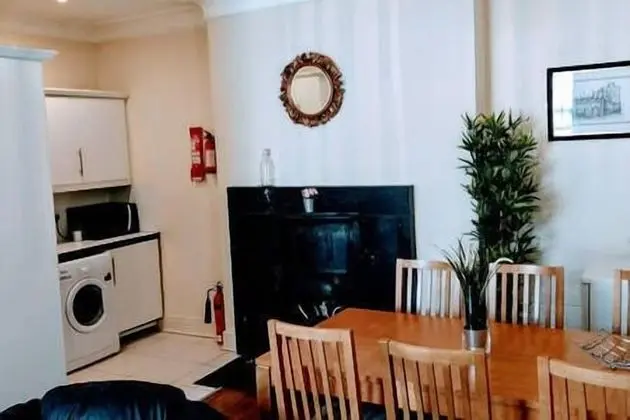 Metrostays - O'Connell Street 84-2 - Öne Çıkan Resim