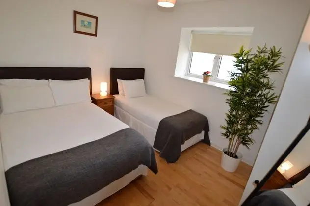 MetroStays - Stephen's Green 7-2