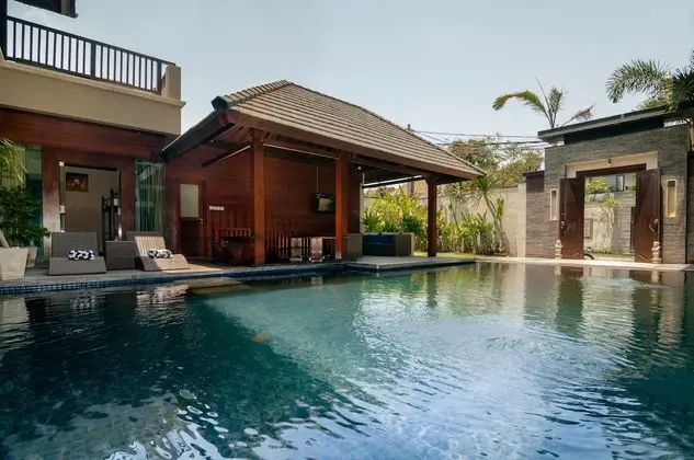 Villa Mewah