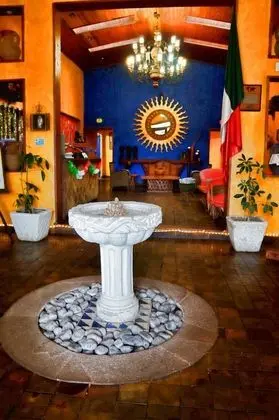 Villa Mexicana Creel Mountain Lodge - Lobi