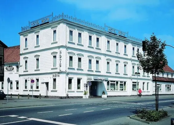 Meyn's Apartments & Hotel