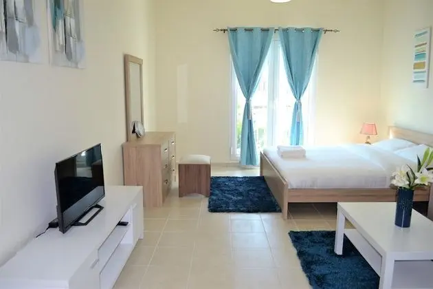 MGL - Spacious Studio Apartment