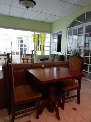 Mi Casa Asi de Grande - Yerinde Yemek