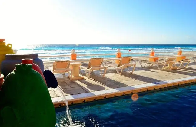 Mia Cancun Resort - Havuz
