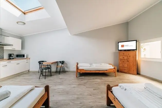 MiamarMaxipartments - Merkenicher Straße