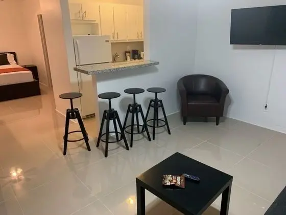 Miami Airport Apartment Inn - İç Mekan