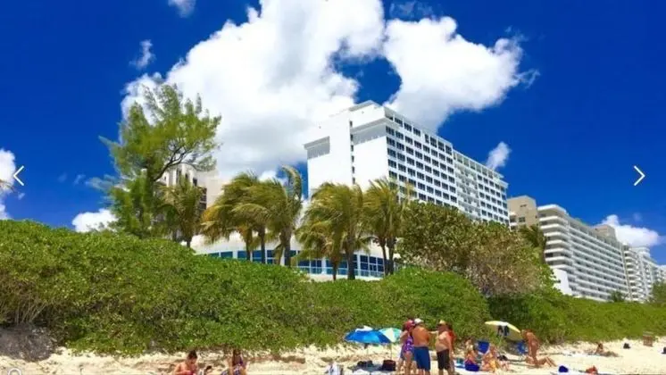 Miami Beach Castle by the Ocean - Dış Mekan