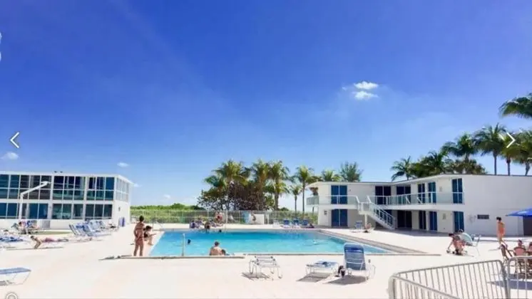 Miami Beach Castle by the Ocean - Havuz