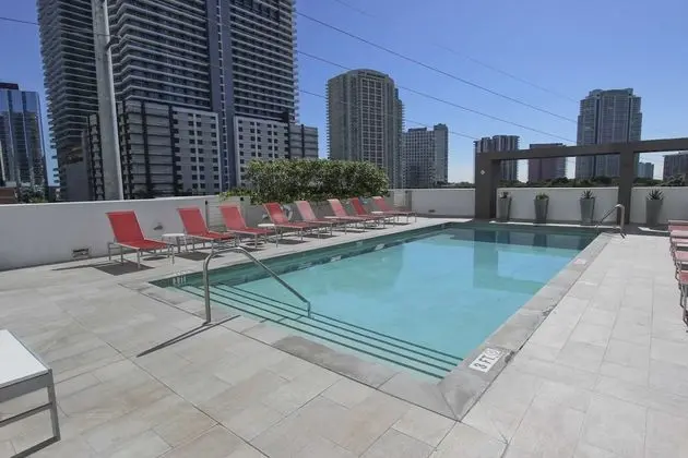 Miami by Vacation District - Havuz