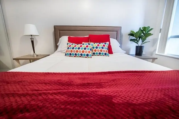 MiCasa Suites - Stylish Condo in the Heart of Downtown - Oda