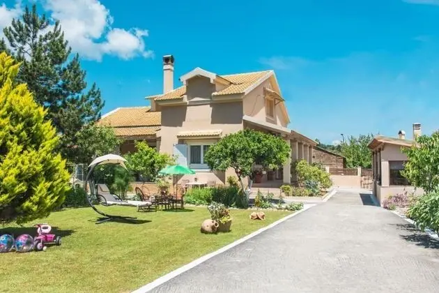 Villa Michael in Kritika